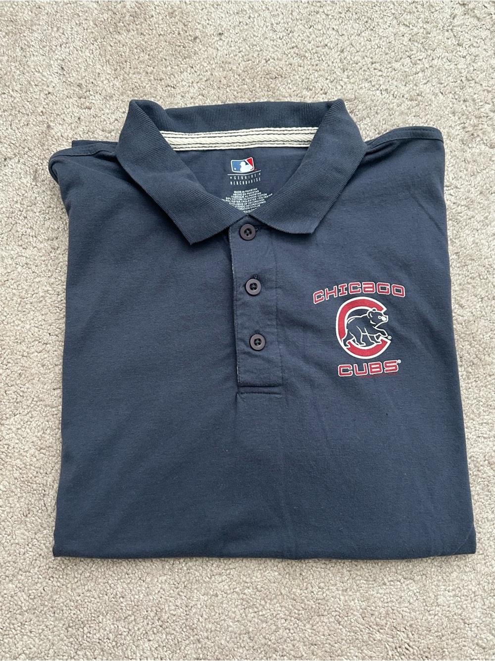 Men’s Chicago Cubs Polo Shirt - MLB Team Logo on Chest